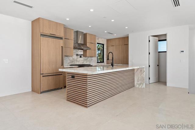 1009 Arcadia Road, Encinitas CA: https://media.crmls.org/mediaz/ff820f9a-562e-4f0a-96b5-2bc3013997cc.jpg