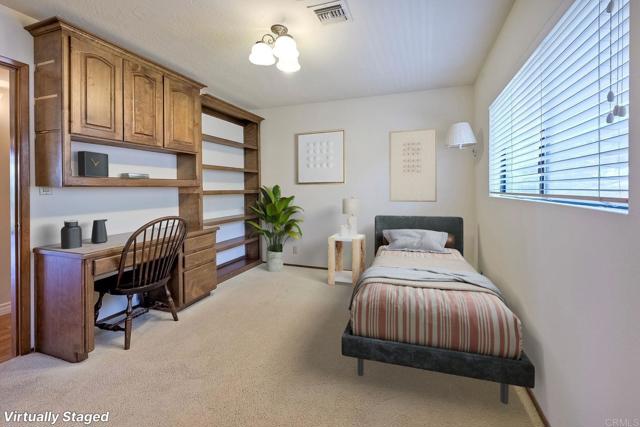 Detail Gallery Image 12 of 53 For 338 Skyline Dr, Vista,  CA 92084 - 4 Beds | 2 Baths
