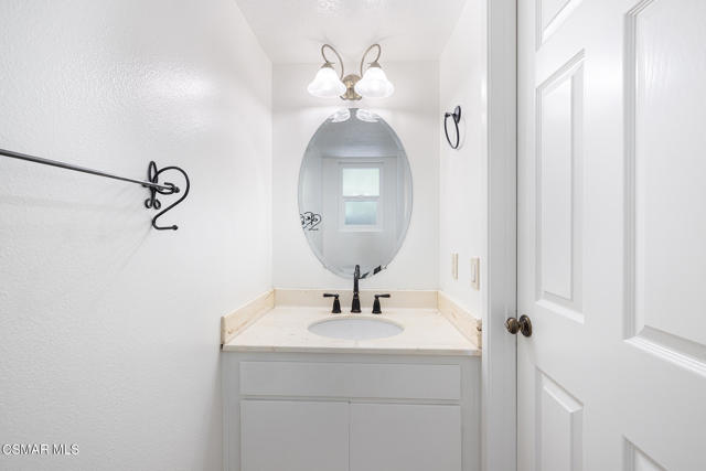 5813 Cochran Street, Simi Valley CA: https://media.crmls.org/mediaz/ff836800-faf6-42c8-b7d2-0d44ed959c5b.jpg