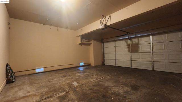 128 Harris Cir, Bay Point CA: https://media.crmls.org/mediaz/ff838823-d33f-4d17-93ab-14311270a85d.jpg