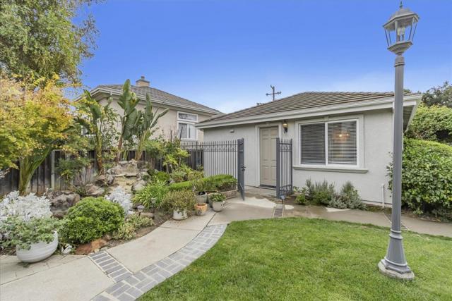 22287 Stevens Creek Boulevard, Cupertino CA: https://media.crmls.org/mediaz/ff83e16f-2704-489e-be80-40a1d1721137.jpg