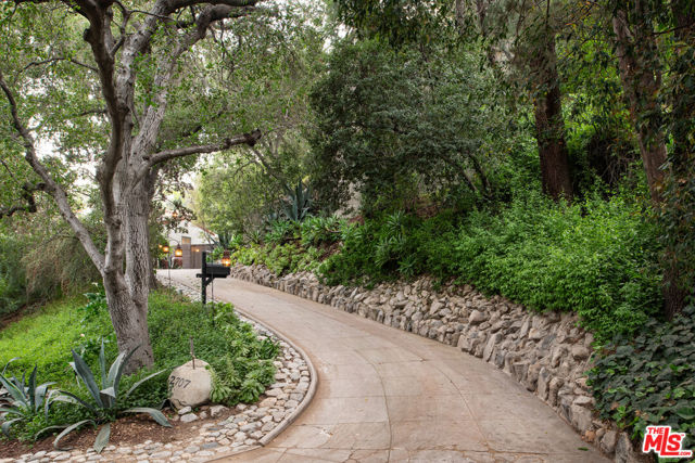 Image 3 of 49 For 2707 Hermosita Drive