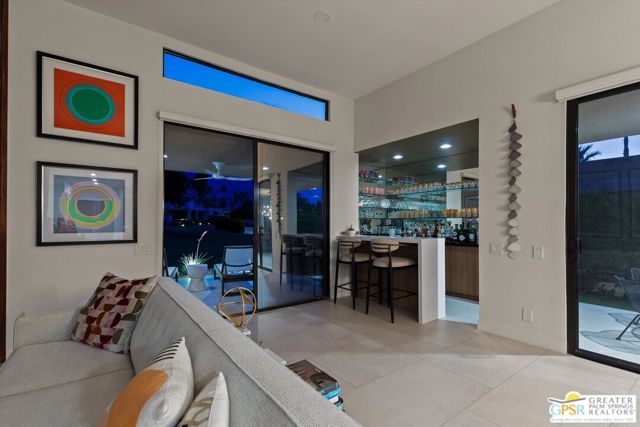 1845 S La Paloma, Palm Springs, CA 92264