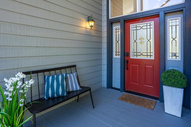 24035 Stage Stop Way, Los Gatos CA: https://media.crmls.org/mediaz/ff84b2af-2fad-4edb-b6b9-f15879d8933b.jpg