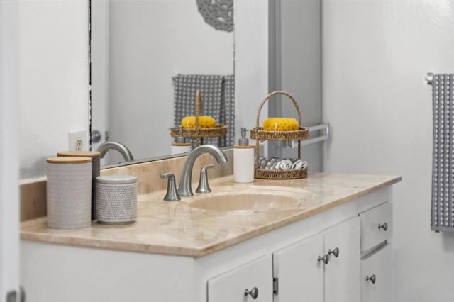 10969 Northshore Square, Cupertino CA: https://media.crmls.org/mediaz/ff8655af-ea5d-4921-b97f-63d4e6ee11c8.jpg