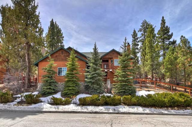 42369 Eagle Ridge Drive, Big Bear CA: https://media.crmls.org/mediaz/ff87181e-4b30-4dac-afc4-d73a799f0f99.jpg