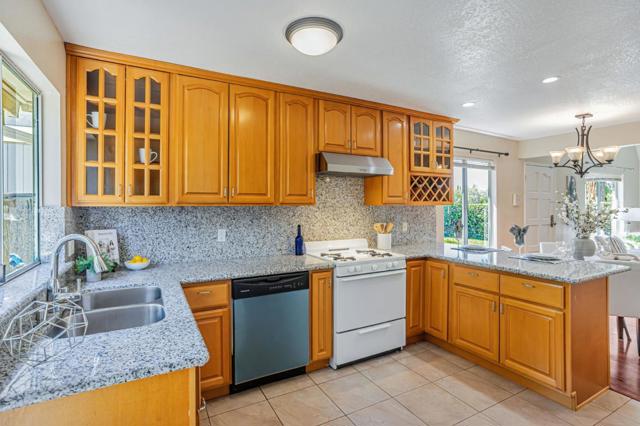 2876 Parkrow Lane, San Jose CA: https://media.crmls.org/mediaz/ff87eaf6-6e04-4f10-9bca-e57ab9c136ee.jpg