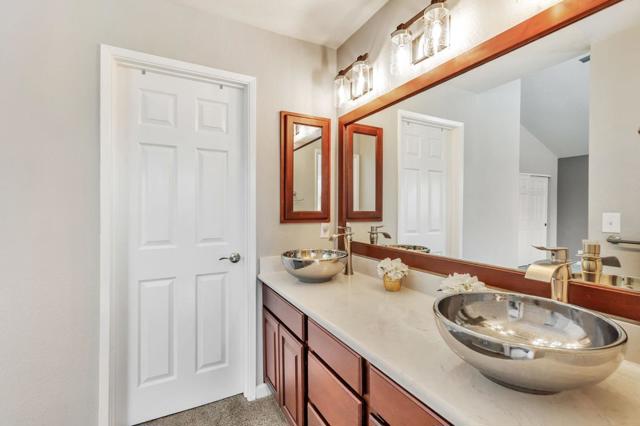 1206 Sycamore Court, Gilroy CA: https://media.crmls.org/mediaz/ff885ce4-18e5-4b97-9f00-b4baed9527a1.jpg