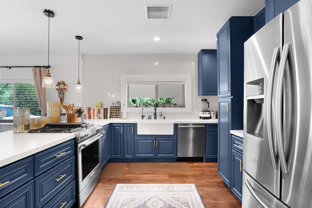 MLS #250035692SD img 13