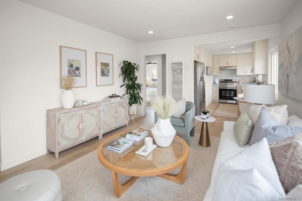 MLS #250037673SD image #8