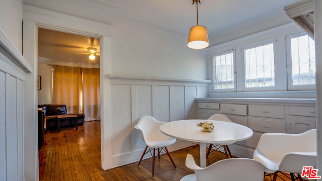 1130 S Hoover Street, Los Angeles CA: https://media.crmls.org/mediaz/ff8969f5-d99c-4868-a7e5-bd06ef9c00d4.jpg
