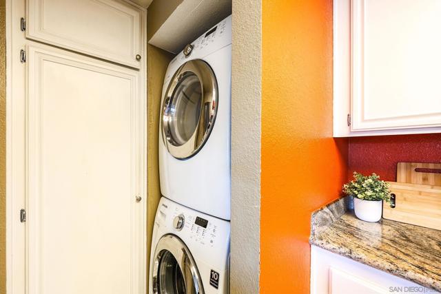 Image 21 of 45 For 2946 Anawood Way