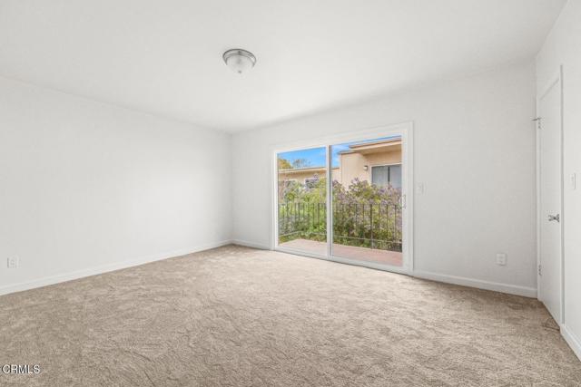 138 S Bryn Mawr Street, Ventura CA: https://media.crmls.org/mediaz/ff8a99f4-2396-43e2-ac04-e928a8cbbce4.jpg