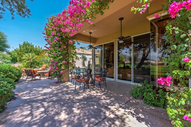 79885 Liga, La Quinta CA: https://media.crmls.org/mediaz/ff8b64ba-9d29-48f1-b9f6-fd343212d951.jpg