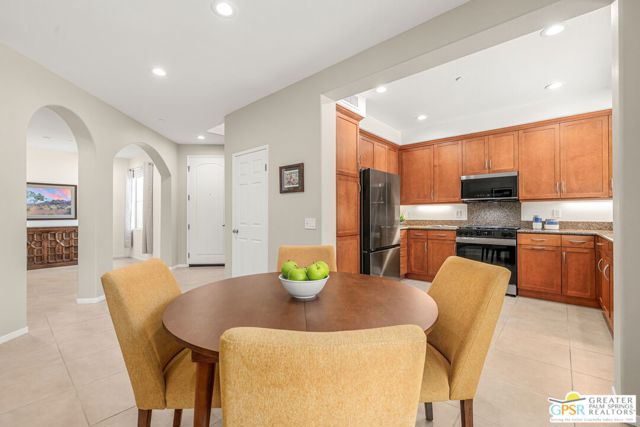 396 Ameno Drive, Palm Springs, CA 92262