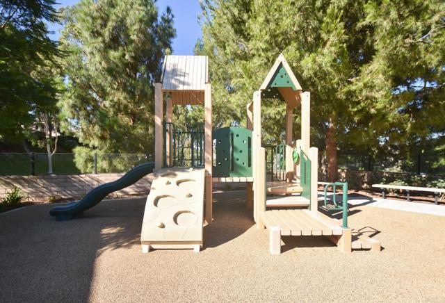 14125 Brent Wilsey Place, San Diego CA: https://media.crmls.org/mediaz/ff8d2113-2ffb-46fa-9e40-9272f7ccfafe.jpg