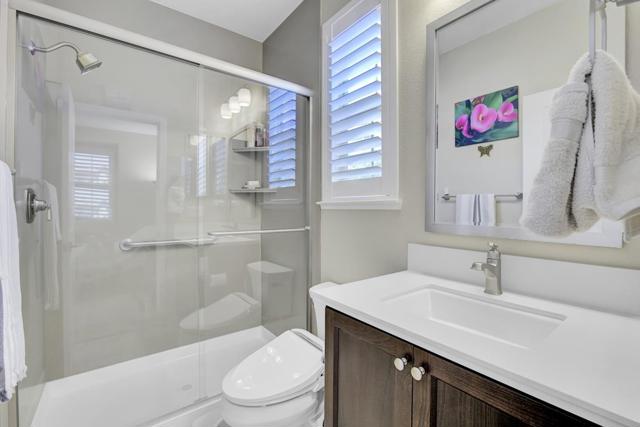 1246 S Wilshire Avenue, Mountain House CA: https://media.crmls.org/mediaz/ff8e82d2-4ca1-4d6c-a5e8-306c49336d1e.jpg