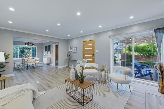 114 Garden Lane, Daly City CA: https://media.crmls.org/mediaz/ff9078dc-906e-49d5-b2d3-99cdfaf51a2c.jpg