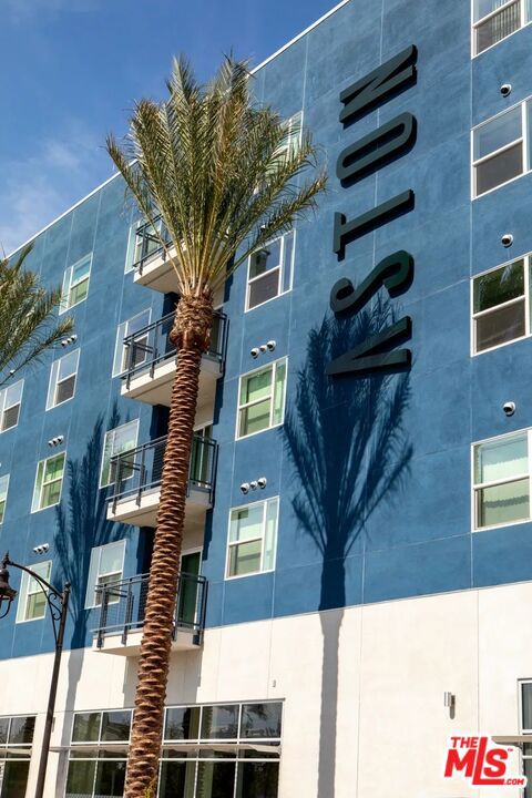 10568 Promenade Gateway, El Monte CA: https://media.crmls.org/mediaz/ff909f24-4e64-4202-8ccd-4bd809becd12.jpg