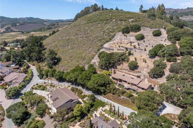 9365 Los Prados Drive, Carmel CA: https://media.crmls.org/mediaz/ff90a3a8-beca-46fb-b991-14fe64d8f166.jpg