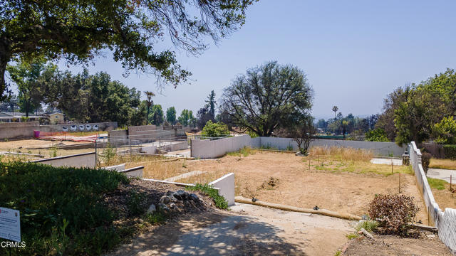 192 Wapello Street, Altadena CA: https://media.crmls.org/mediaz/ff91990c-7a4c-460b-acba-dd85841d87e6.jpg