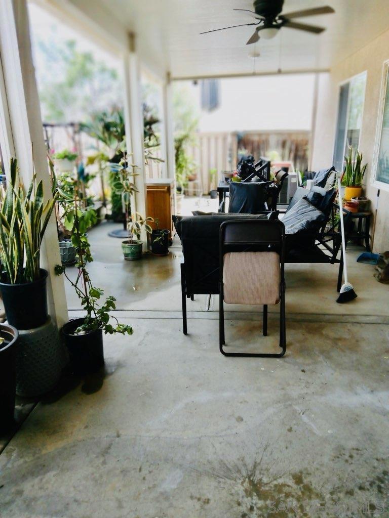 https://media.crmls.org/mediaz/ff919aed-74fe-4b36-9bd2-949722f45a60.jpg?preset=X-Large