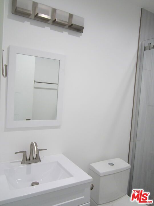 6837 Lubao Avenue, Winnetka CA: https://media.crmls.org/mediaz/ff91c00b-67b2-400b-a921-43eeab11fe46.jpg