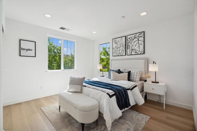 4440 Rivermark Parkway, Santa Clara CA: https://media.crmls.org/mediaz/ff92ca57-2f12-44b3-bfe2-b36574305d8e.jpg