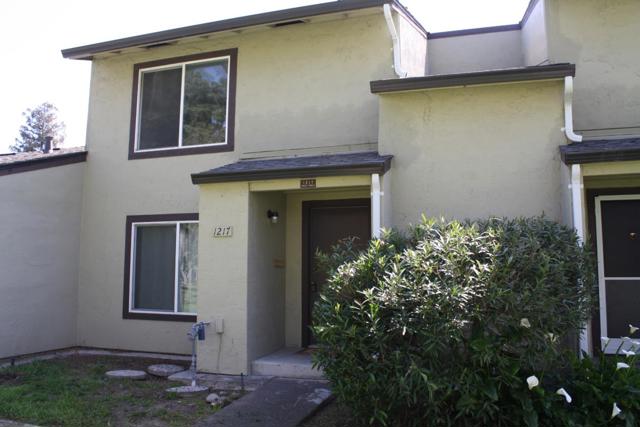 1217 Ribisi Circle, San Jose CA: https://media.crmls.org/mediaz/ff93c8fb-4eae-48f2-a553-dd24d27751ed.jpg
