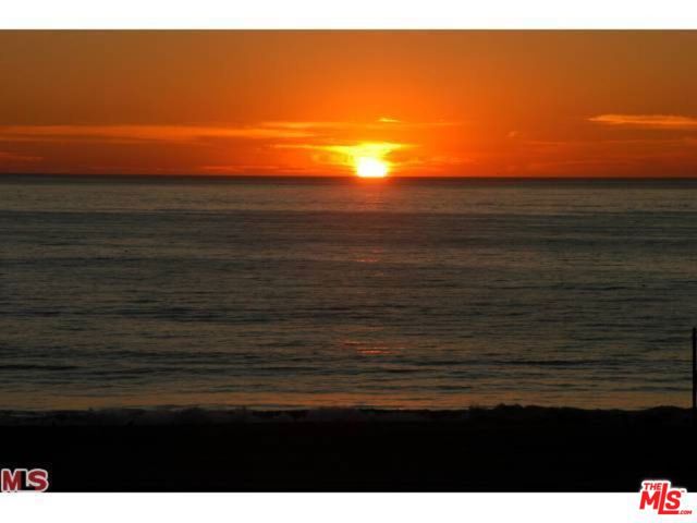 7009 RINDGE Avenue, Playa del Rey CA: https://media.crmls.org/mediaz/ff9458f3-83df-4912-9646-d20281dade00.jpg