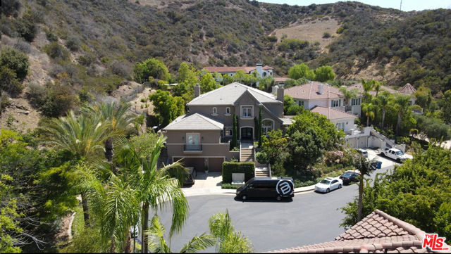 16821 Via La Costa, Pacific Palisades CA: https://media.crmls.org/mediaz/ff94637f-9d59-4750-bb2d-2f8941ffa73d.jpg