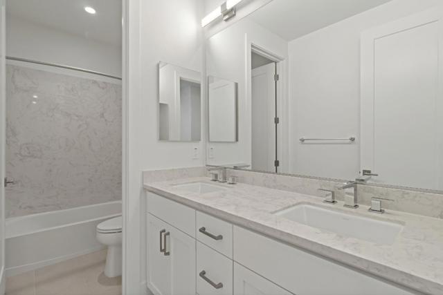 18825 Montalvo Oaks Circle, Monte Sereno CA: https://media.crmls.org/mediaz/ff95d5b2-e8ba-4892-9197-ee83dc69b012.jpg