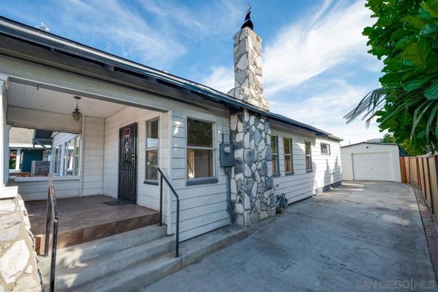 3711 29th St, San Diego CA: https://media.crmls.org/mediaz/ff95faae-e15e-4eb5-87f5-eaa36d7b4836.jpg