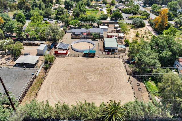 13918 Putney Rd, Poway CA: https://media.crmls.org/mediaz/ff9612ee-d7f5-482a-b422-85a81e6db139.jpg