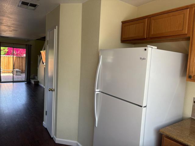 1605 HERMOCILLA Way, San Jose CA: https://media.crmls.org/mediaz/ff968183-0fa4-4c1e-b5aa-42d8b2e6b461.jpg