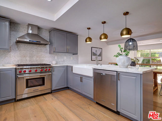 4776 La Villa Marina, Marina del Rey CA: https://media.crmls.org/mediaz/ff96c6cb-ba16-4995-b301-24093fcba42b.jpg