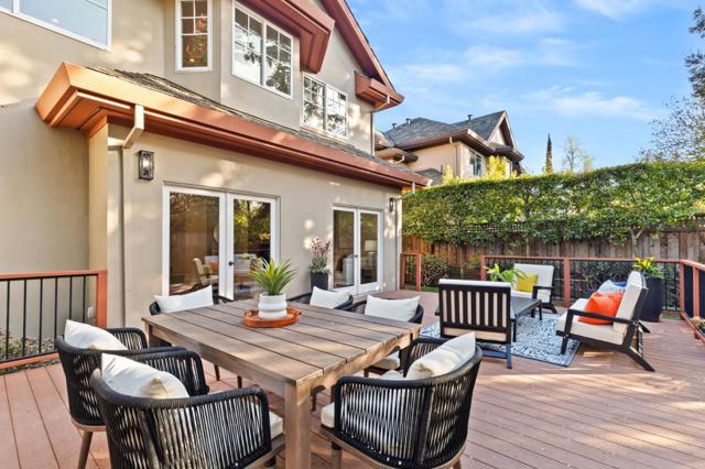 2124 Oakley Avenue, Menlo Park CA: https://media.crmls.org/mediaz/ff972759-5bcd-4afa-a1f1-7369bc935837.jpg