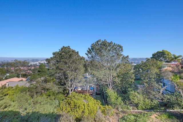 13605 MIRA MONTANA, Del Mar, California 92014, 4 Bedrooms Bedrooms, ,3 BathroomsBathrooms,Single Family Residence,For Sale,MIRA MONTANA,250019998SD