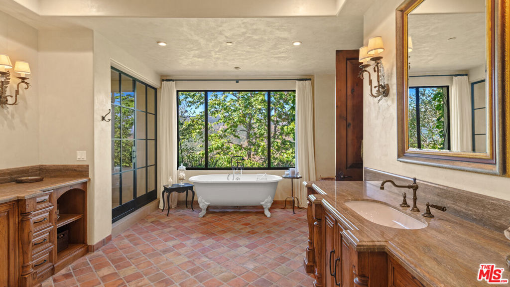 MLS #26869989 image #19
