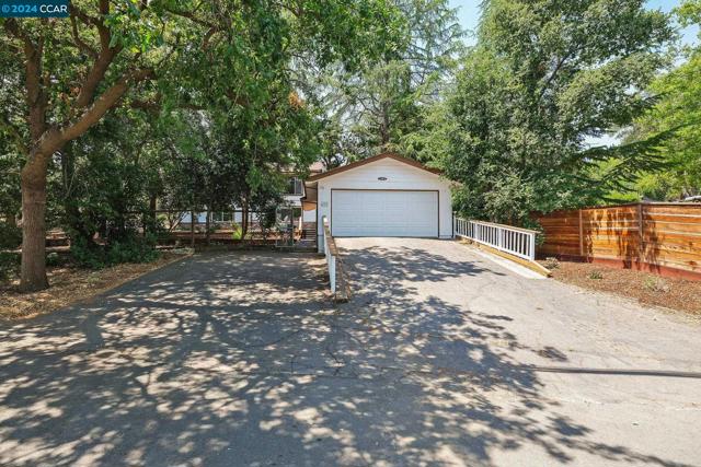 Details for 1067 Ridge Park Dr, Concord, CA 94518