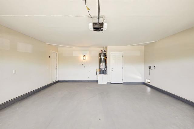 324 Shady Glen Drive, Fallbrook CA: https://media.crmls.org/mediaz/ff98b1bb-15e5-4f63-8431-63bdc711607b.jpg
