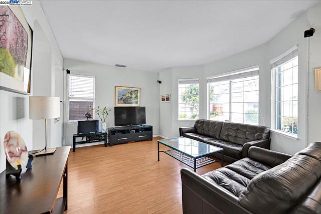 Image 2 of 47 For 16230 Calypso Ct