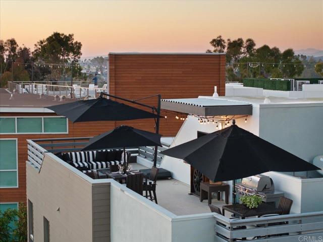 Detail Gallery Image 22 of 63 For 2517 State St, Carlsbad,  CA 92008 - 2 Beds | 2/2 Baths