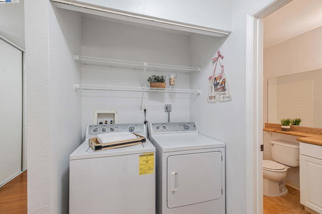 39199 Guardino Drive, Fremont CA: https://media.crmls.org/mediaz/ff9b4867-c9a1-497b-a3b9-1b6c5556bef4.jpg