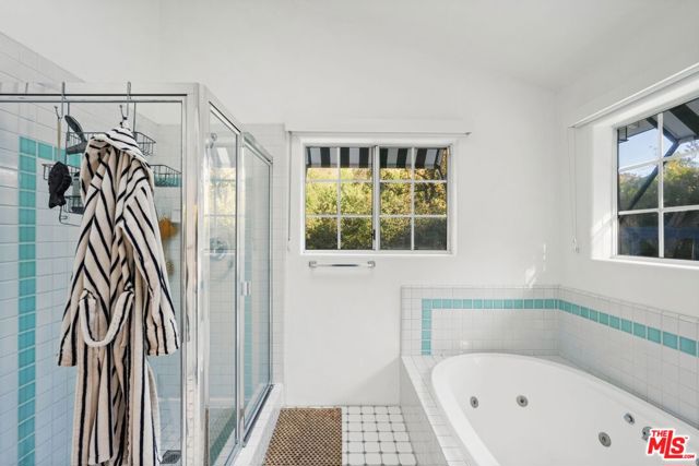 2365 Old Topanga Canyon Road, Topanga CA: https://media.crmls.org/mediaz/ff9c8447-09ee-49d0-802d-21660f5cf86e.jpg