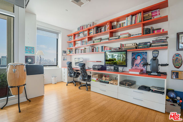 3810 Wilshire Boulevard, Los Angeles CA: https://media.crmls.org/mediaz/ff9d036f-093c-4f69-9972-e4c6dfd33551.jpg