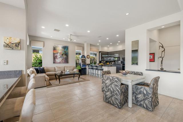 424 White Horse Trail, Palm Desert, CA 92211