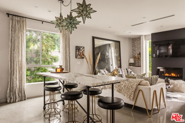8512 Hargis Street, Los Angeles CA: https://media.crmls.org/mediaz/ff9dae39-80e1-44c4-b956-2569f4ef76e1.jpg