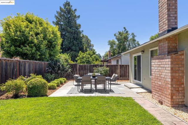 934 Bancroft Rd, Concord CA: https://media.crmls.org/mediaz/ff9e20d7-4f0b-432f-9369-a68f627e7632.jpg