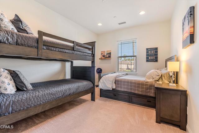 Detail Gallery Image 35 of 58 For 4126 Harbour Island Ln, Oxnard,  CA 93035 - 4 Beds | 3/1 Baths